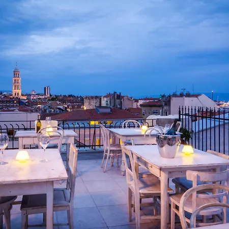 Luxury Procurator 7 In The Heart Of With Roof Terrace Affittacamere 4*