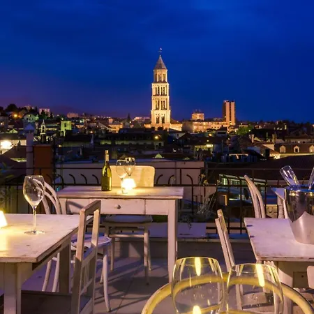 Luxury Procurator 7 In The Heart Of With Roof Terrace 4*