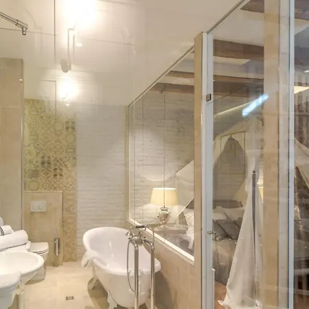 Luxury Procurator 7 In The Heart Of With Roof Terrace