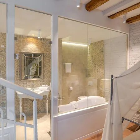 Luxury Procurator 7 In The Heart Of With Roof Terrace Affittacamere Spalato