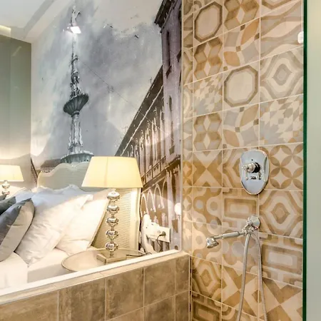 Luxury Procurator 7 In The Heart Of With Roof Terrace