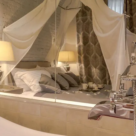 Affittacamere Luxury Procurator 7 In The Heart Of With Roof Terrace 4*