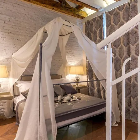 Luxury Procurator 7 In The Heart Of With Roof Terrace Affittacamere 4*